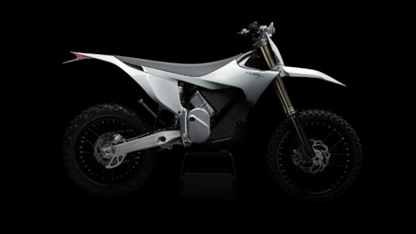 Stark Vark EX Electric Dirt Bike - Image 15