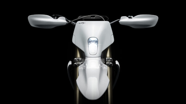Stark Vark EX Electric Dirt Bike - Image 17