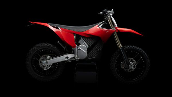 Stark Vark EX Electric Dirt Bike - Image 18