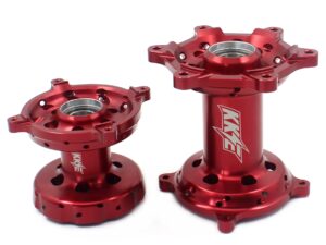 KKE CNC Red Front & Rear Hubs Set For SUZUKI RMZ250 2007-2024 RMZ450 2005-2024